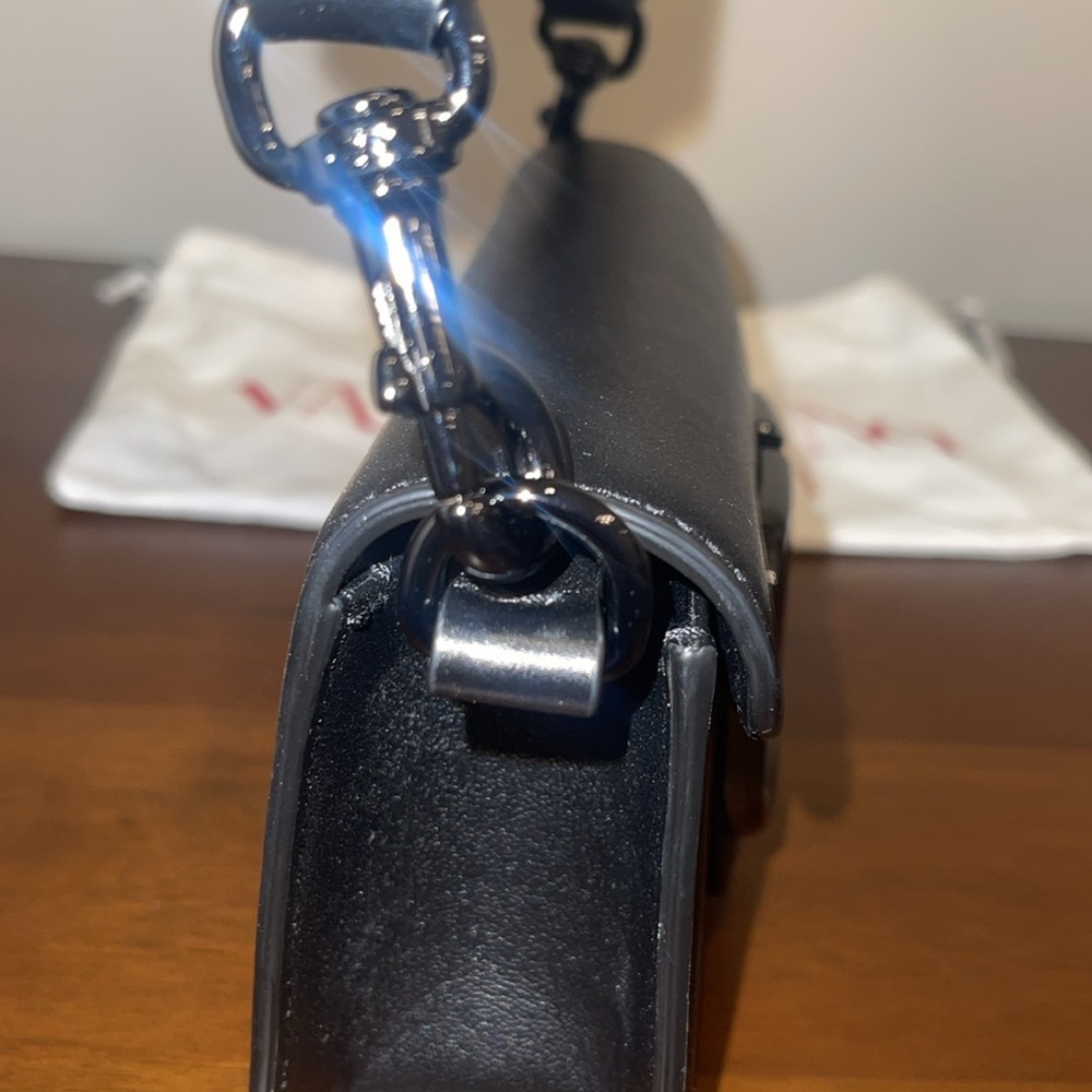 ❗️Valentino Black Leather Crossbody Bag❗️ - Picture 9 of 14